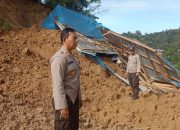 Bencana Alam Tanah Longsor di Dusun I Desa Jangga Toruan, Sanggar Seni Rusak Berat