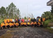 Jaga Solidaritas, Polres Toba Bersama Pemkap Gelar Hiking Kebukit Dolok Tolong