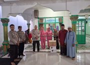 Polsek Laguboti Bersama Bhayangkari Berbagi Takjil dan Buka Puasa di Masjid Nurul Iman