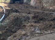 Alat Berat Pemkab Toba Terus Bekerja Mulai dari Perbaikan Hingga Pembukaan Jalan.