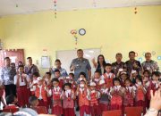 Bupati Toba Kunjungi SD Negeri Silamosik dan SMP Rumah Harapan saat Berkantor di Desa.
