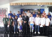 Berangkatkan Seleksi Paskibraka, Bupati Toba Beri Pesan Terus Berusaha dan Berdoa