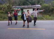 Aiptu RB Torito Gatur Pagi Hari Cegah Kemacetan