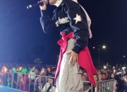 Penampilan Memukau Diva Aurel Tabola Bale Guncang Tanjungpinang di Tengah Hujan Deras.