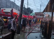 2 Rumah Semi Permanen di Porsea Terbakar, Diduga Korsleting Listrik