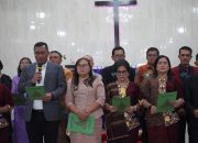Natal Keluarga Besar SMA Negeri 2 Nalige: ALLAH Hadir Menyelamatkan Keluarga.