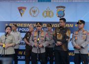 Lepas 22 Kontainer, Kapolri Pastikan Bantuan Terdistribusi Merata hingga Wilayah Terdampak Terpencil