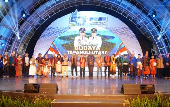 Panggung Budaya “Beta Tu Pulo Sibandang” Meriahkan PRSU Ke- 50, Pemkab Taput Promosikan Wisata Berbasis Budaya