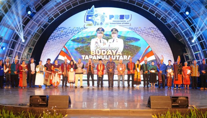 Panggung Budaya “Beta Tu Pulo Sibandang” Meriahkan PRSU Ke- 50, Pemkab Taput Promosikan Wisata Berbasis Budaya