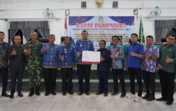 DPRD Toba Menyetui Dua Ranperda yang Diajukan Eksekutif Menjadi Perda