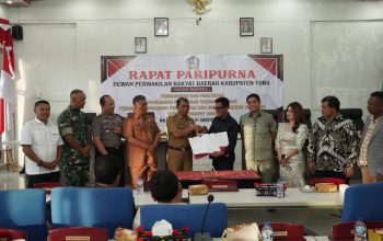DPRD Toba Bahas dan Tetapkan Ranperda P-APBD 2026