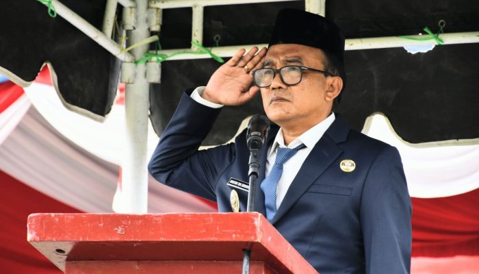 Pemkab. Samosir Peringati Hari Sumpah ke-98, Wabup Serahkan 781 SK PPPK Paruh Waktu