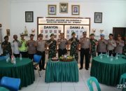 Polres Toba Berikan Ucapan dan Kejutan HUT TNI ke- 81, Perkuat Soliditas TNI – Polri di Toba